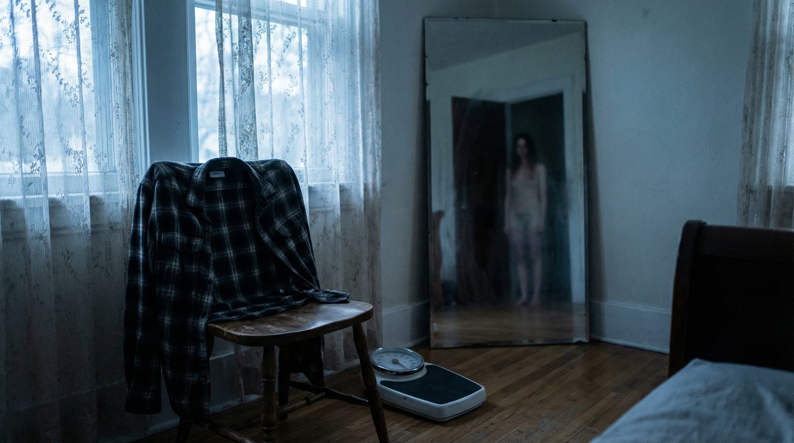 Conceptual illustration of the motif 'Rapid Weight Loss And Body Decay'